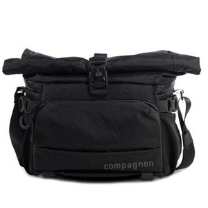Like New Compagnon Element Sling 11 Bag